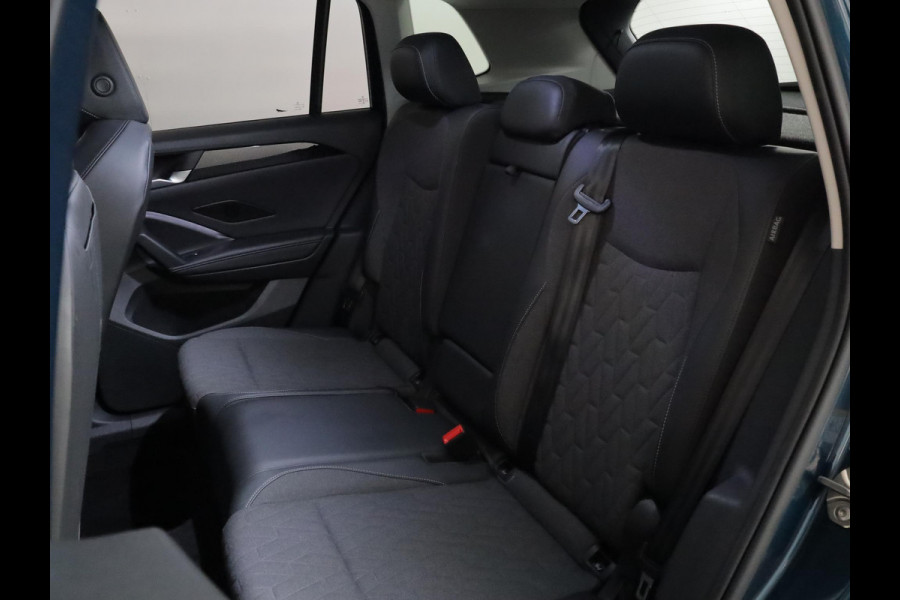 Volkswagen Tiguan 1.5 eTSI Life Edition 150 pk Automaat (DSG) | Verlengde garantie | Navigatie | Trekhaak (wegklapbaar) | Parkeersensoren (Park assist) | Achteruitrijcamera | Stoelverwarming |