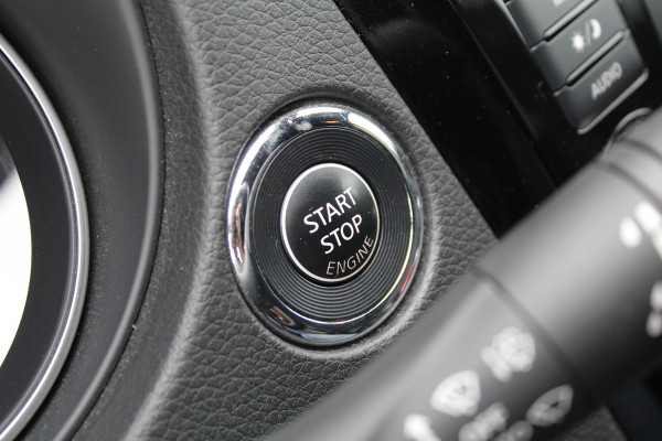 Nissan QASHQAI 1.3 DIG-T 160PK Tekna + | BOSE | Panoramadak | Trekhaak | Leder | BLIS