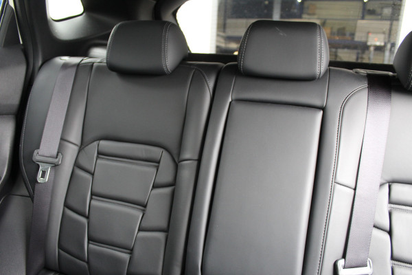 Nissan QASHQAI 1.3 DIG-T 160PK Tekna + | BOSE | Panoramadak | Trekhaak | Leder | BLIS