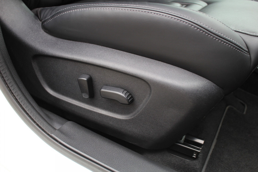 Nissan QASHQAI 1.3 DIG-T 160PK Tekna + | BOSE | Panoramadak | Trekhaak | Leder | BLIS
