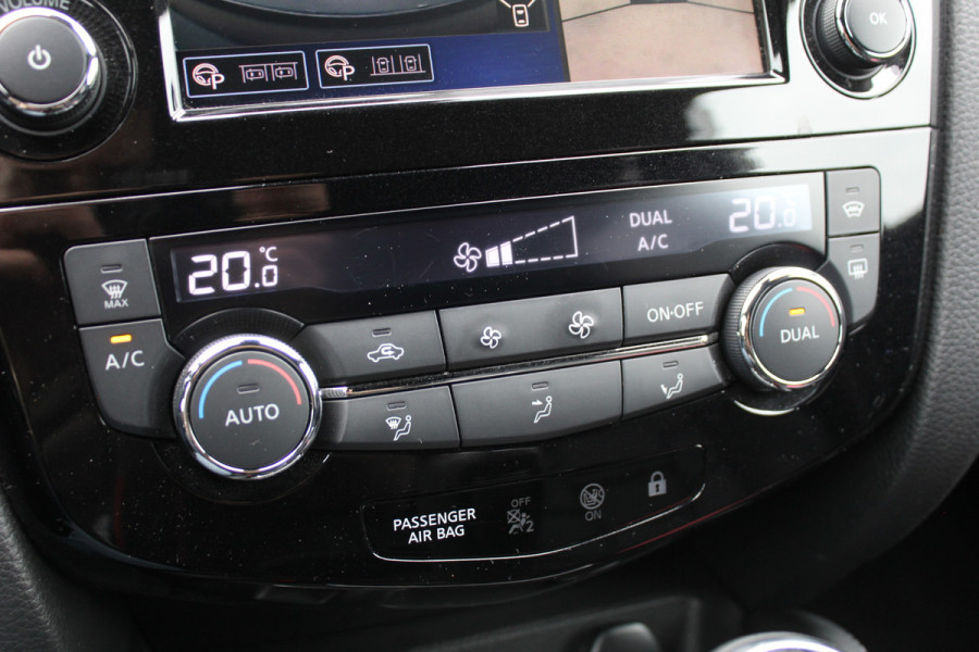 Nissan QASHQAI 1.3 DIG-T 160PK Tekna + | BOSE | Panoramadak | Trekhaak | Leder | BLIS