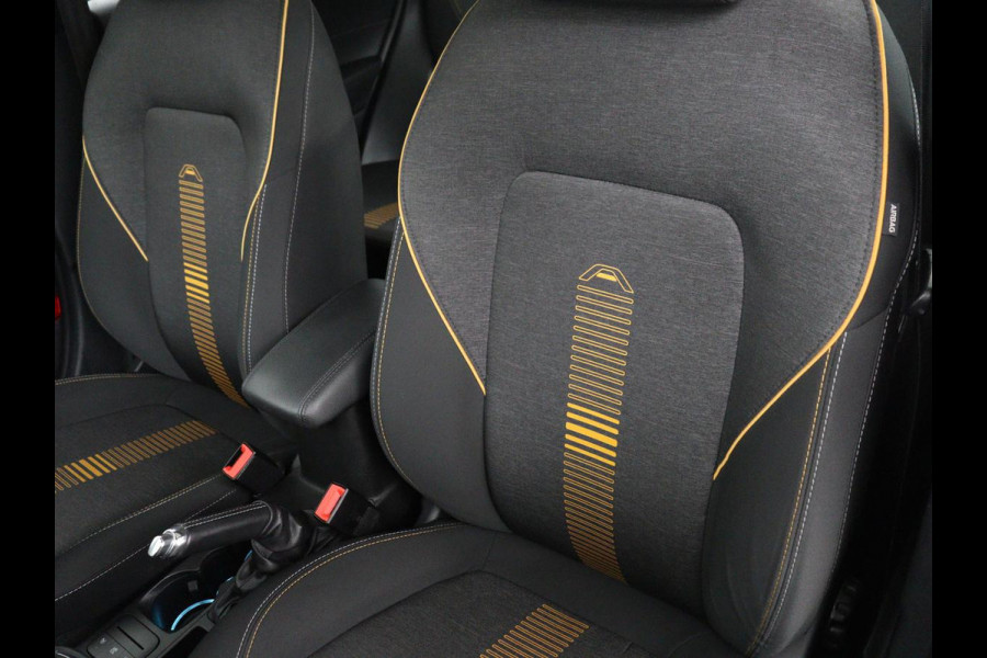Ford Fiesta 1.0 EcoBoost Active First Edition | Panoramadak | Adaptive Cruise control | Parkeerhulp | Carplay | Climate control | Keyless | Lane assist | Navigatie