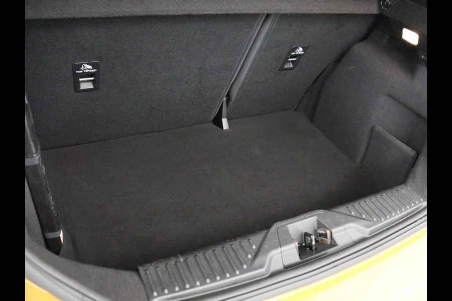 Ford Fiesta 1.0 EcoBoost Active First Edition | Panoramadak | Adaptive Cruise control | Parkeerhulp | Carplay | Climate control | Keyless | Lane assist | Navigatie