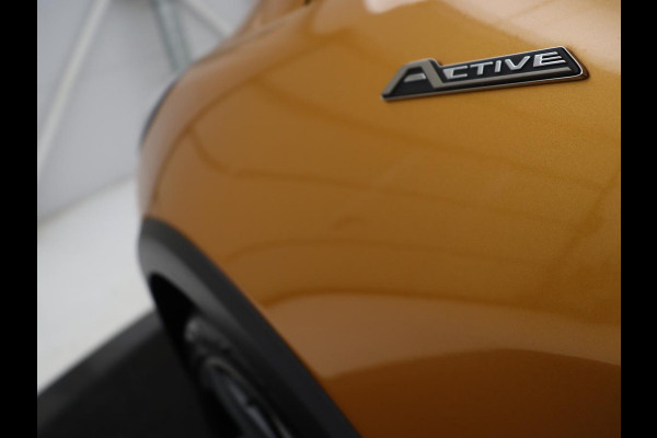 Ford Fiesta 1.0 EcoBoost Active First Edition | Panoramadak | Adaptive Cruise control | Parkeerhulp | Carplay | Climate control | Keyless | Lane assist | Navigatie