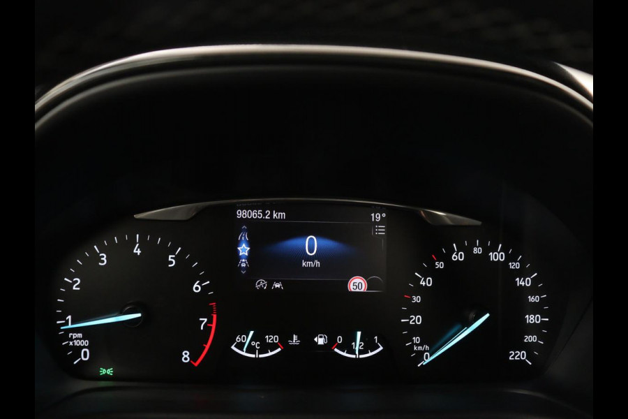 Ford Fiesta 1.0 EcoBoost Active First Edition | Panoramadak | Adaptive Cruise control | Parkeerhulp | Carplay | Climate control | Keyless | Lane assist | Navigatie