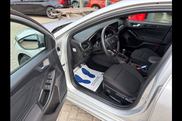 Ford FOCUS Wagon 1.0 EcoBoost Hybrid ST Line
