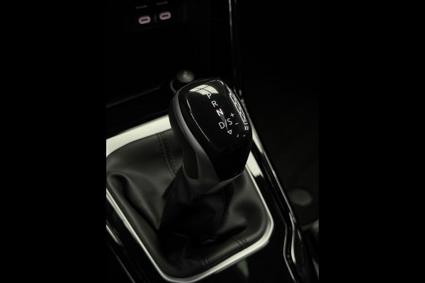 Volkswagen T-Roc 1.5 TSI 3x R-Line Panorama CarPlay