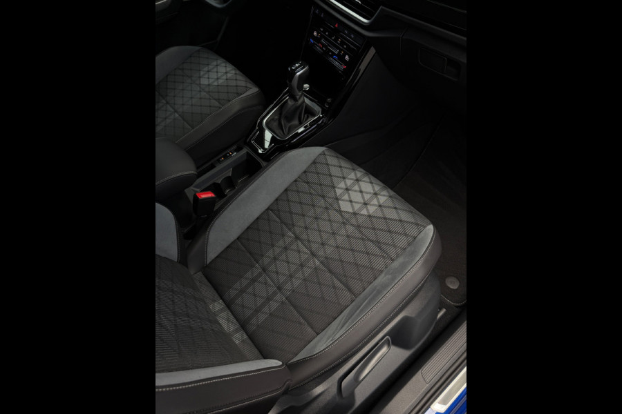 Volkswagen T-Roc 1.5 TSI 3x R-Line Panorama CarPlay