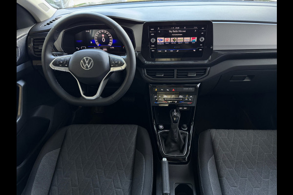 Volkswagen T-Cross ✅ NIEUWE AUTO✅TSI 17''LMV DODE HOEK TREKHAAK CAMERA VIR.COCKPIT STOELVERW. ADAP.CRUISE LMV CARPLAY 2025 ✅ Top Auto's Wijchen , 30 Jaar Specialist in Volkswagen  : Alle Type's : R-Line Edition / Style / First Edition / Highline / Life , Zowel PHEV / HEV / MHEV / Benzine ✅