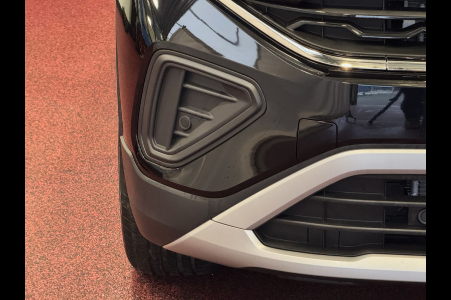 Volkswagen T-Cross ✅ NIEUWE AUTO✅TSI 17''LMV DODE HOEK TREKHAAK CAMERA VIR.COCKPIT STOELVERW. ADAP.CRUISE LMV CARPLAY 2025 ✅ Top Auto's Wijchen , 30 Jaar Specialist in Volkswagen  : Alle Type's : R-Line Edition / Style / First Edition / Highline / Life , Zowel PHEV / HEV / MHEV / Benzine ✅