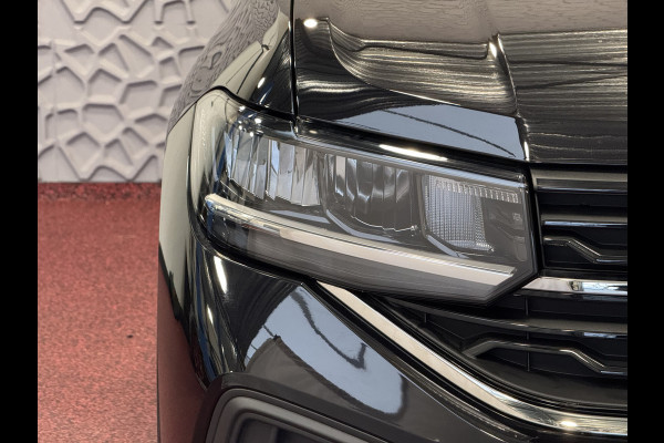 Volkswagen T-Cross ✅ NIEUWE AUTO✅TSI 17''LMV DODE HOEK TREKHAAK CAMERA VIR.COCKPIT STOELVERW. ADAP.CRUISE LMV CARPLAY 2025 ✅ Top Auto's Wijchen , 30 Jaar Specialist in Volkswagen  : Alle Type's : R-Line Edition / Style / First Edition / Highline / Life , Zowel PHEV / HEV / MHEV / Benzine ✅