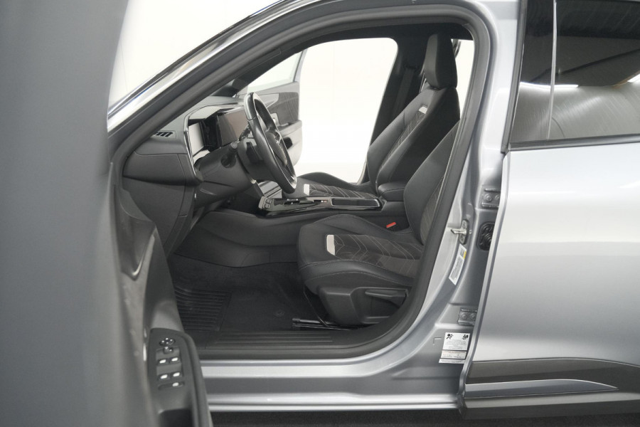 Opel Mokka Turbo 130 AT8 Ultimate | Camera | Adaptieve Cruise Control | Alcantara Bekleding | Apple Carplay