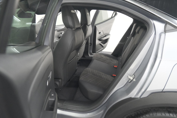 Opel Mokka Turbo 130 AT8 Ultimate | Camera | Adaptieve Cruise Control | Alcantara Bekleding | Apple Carplay