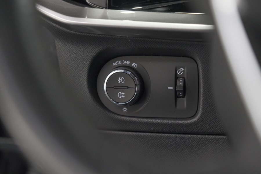 Opel Mokka Turbo 130 AT8 Ultimate | Camera | Adaptieve Cruise Control | Alcantara Bekleding | Apple Carplay