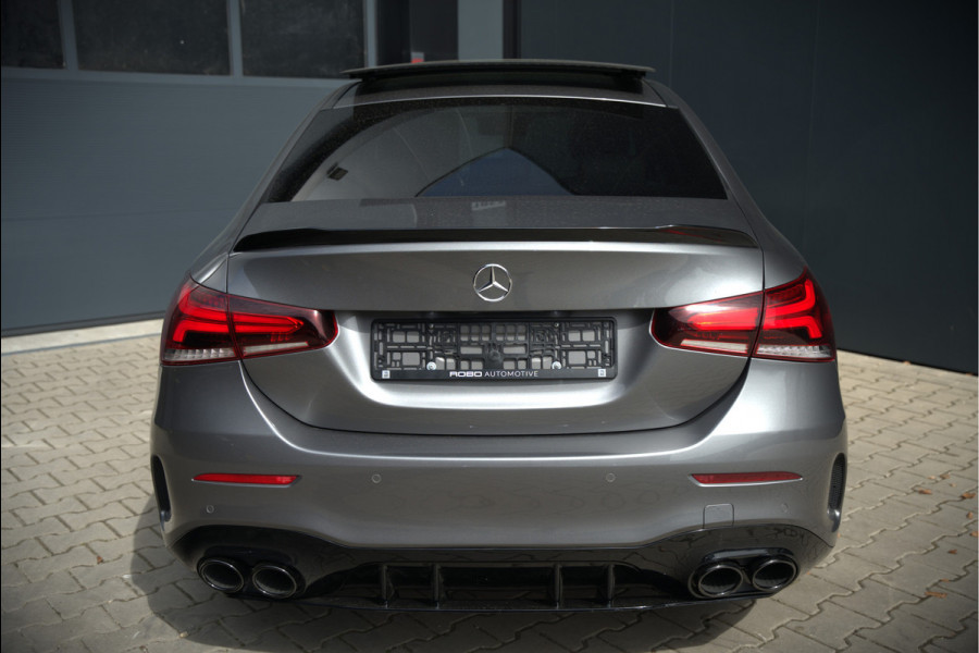 Mercedes-Benz A-Klasse 200 Launch Edition Premium Plus AMG | Panoramadak | Stoelverwarming | Memory Seat | Camera | Multibeam | Navigatie | Cruise Control |