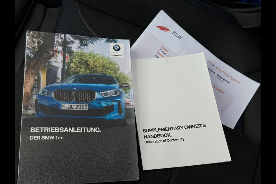 BMW 1-serie 118i M-sport pakket, panoramadak, achteruitrijcamera, Led verlichting,stoelverwarming
