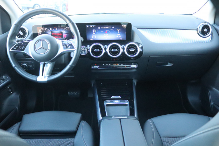 Mercedes-Benz B-Klasse B200 177PK Automaat Mild-Hybrid Luxury Camera/Cruise-control/Elektr.-achterklep/Stoel-stuurverwarming