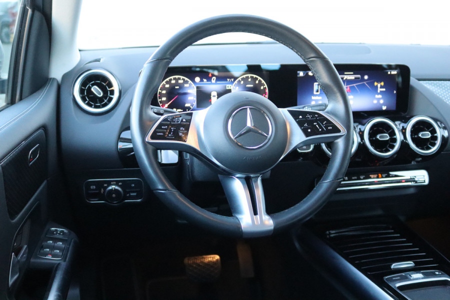 Mercedes-Benz B-Klasse B200 177PK Automaat Mild-Hybrid Luxury Camera/Cruise-control/Elektr.-achterklep/Stoel-stuurverwarming