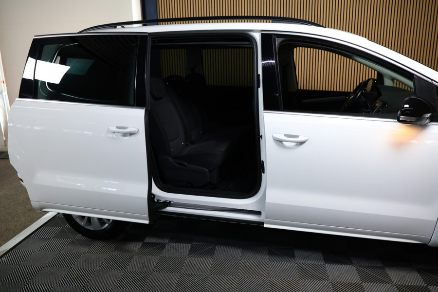 Volkswagen Sharan 1.4 TSI Exclusive Series AVM DSG NAVI CLIMA PDC 7 ZITS STOELVW '21