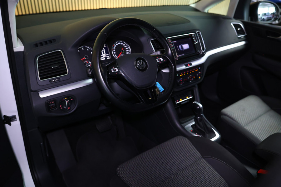 Volkswagen Sharan 1.4 TSI Exclusive Series AVM DSG NAVI CLIMA PDC 7 ZITS STOELVW '21