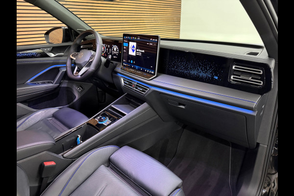Volkswagen Tiguan 1.5 eTSI R-Line Black|272pk| IQ.Light HD| Pano |H&K | ACC | Side Assist | Trekhaak | DCC Pro | Garantie tot 2030