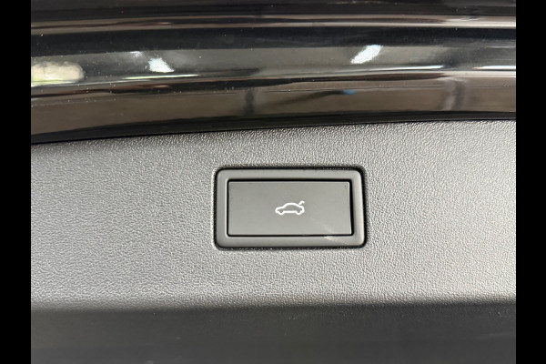 Volkswagen Tiguan 1.5 eTSI R-Line Black|272pk| IQ.Light HD| Pano |H&K | ACC | Side Assist | Trekhaak | DCC Pro | Garantie tot 2030