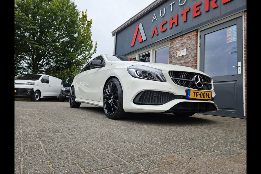 Mercedes-Benz A-Klasse 160 Sport Edition Panorama/Schuifdak! LED! 19INCH! NAP! Automaat! Mooie/Nette Auto!