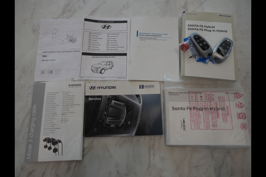 Hyundai Santa Fe 1.6 T-GDI PHEV Premium 7p. | Leder | Krell Audio | Trekhaak | HUD | 360 | Keyless | Memory | Adaptive Cruise
