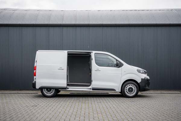 Citroën Jumpy 2.0 BlueHDi | 145 PK | AUTO | Vitrual display | Camera | Carplay | Cruise | Airco | 3-Zits