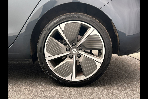 Seat Leon 1.4 TSI eHybrid PHEV FR | Origineel Nederlands | Carplay | Trekhaak | Adaptive-cruise | Camera |