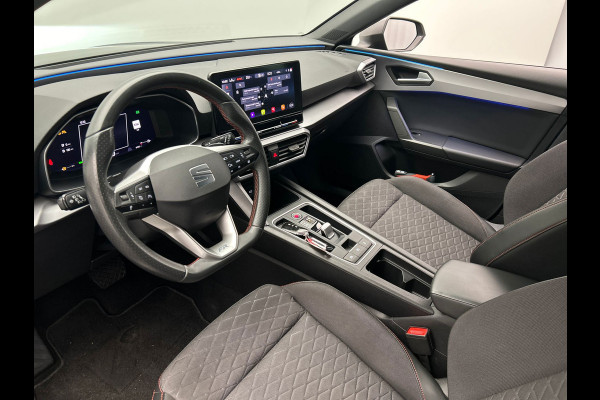 Seat Leon 1.4 TSI eHybrid PHEV FR | Origineel Nederlands | Carplay | Trekhaak | Adaptive-cruise | Camera |