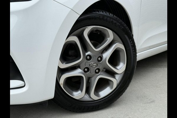 Hyundai i20 1.0 T-GDI Comfort 1e Eigenaar|Navi|Camera|PDC|Airco|Trekhaak|LM Velgen|APK tot 03-2027
