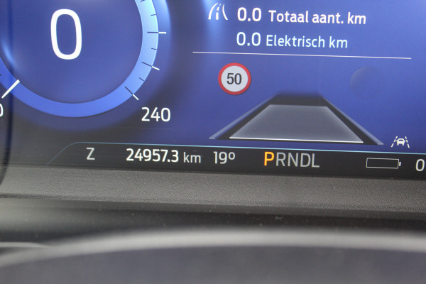 Ford Kuga 2.5-225pk PHEV ST-Line X. Luxe hybride rijden voor een reëel bedrag ! Trekhaak, Winter Pack, Cruise Contol, Climate Control, Camera