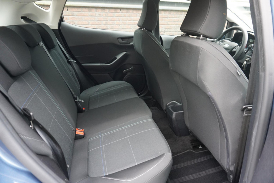 Ford Fiesta 1.0 EcoB.95PK Technology/Parkeersensor voor+achter /Navigatie/AppleCarPlay.