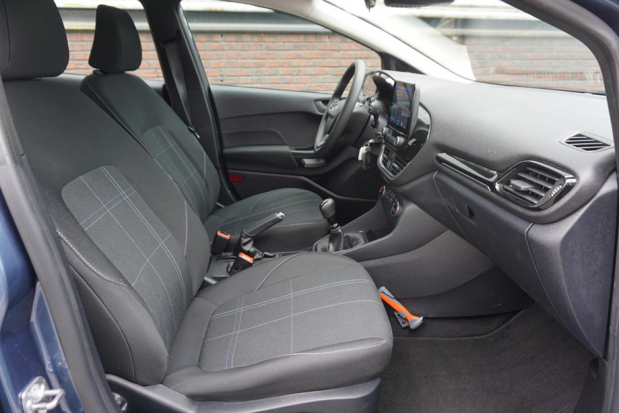 Ford Fiesta 1.0 EcoB.95PK Technology/Parkeersensor voor+achter /Navigatie/AppleCarPlay.