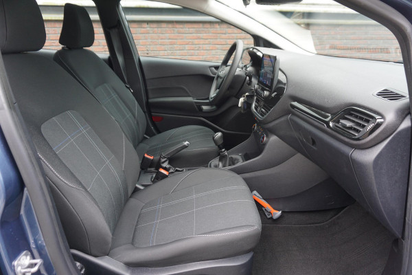 Ford Fiesta 1.0 EcoB.95PK Technology/Parkeersensor voor+achter /Navigatie/AppleCarPlay.