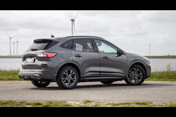 Ford Kuga 2.5 PHEV ST-Line PANORAMADAK / CARPLAY / TREKHAAK / DEALER ONDERHOUDEN / CAMERA