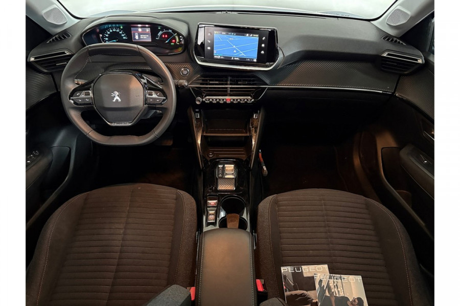 Peugeot e-208 BWJ 2023 | SOH 96% EV 136PK Ac Pack 50 kWh | NAVI | CLIMA | CARPLAY | LICHTMETAAL | PDC | CRUISE |