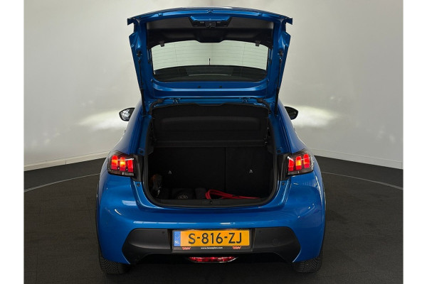Peugeot e-208 BWJ 2023 | SOH 96% EV 136PK Ac Pack 50 kWh | NAVI | CLIMA | CARPLAY | LICHTMETAAL | PDC | CRUISE |