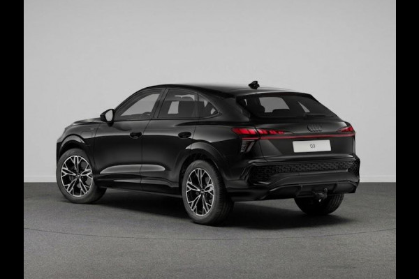 Audi Q3 Sportback S edition e-hybrid 272 pk | Techniekpakket plus | Optiekpakket zwart-glanzend | Trekhaak mech | Privacy glas |