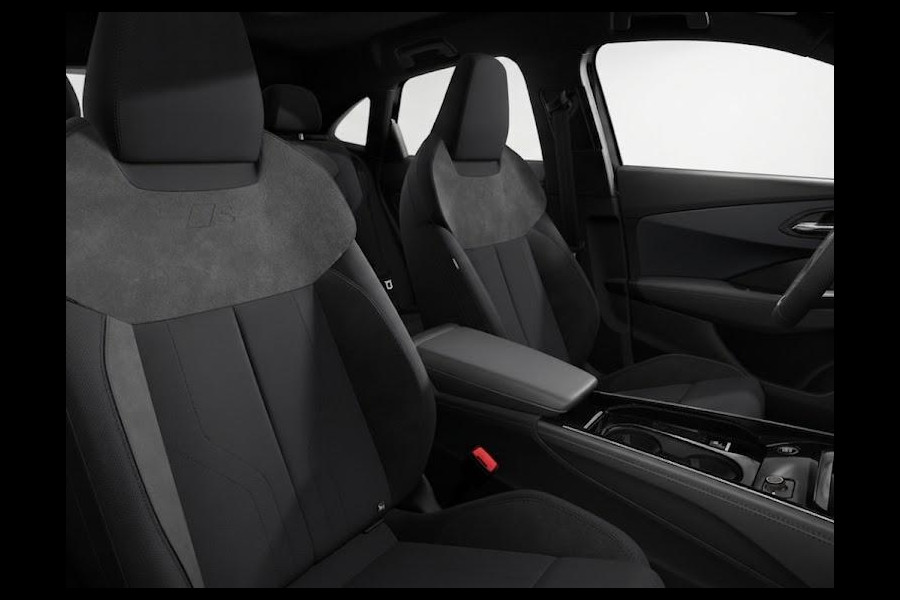 Audi Q3 Sportback S edition e-hybrid 272 pk | Techniekpakket plus | Optiekpakket zwart-glanzend | Trekhaak mech | Privacy glas |