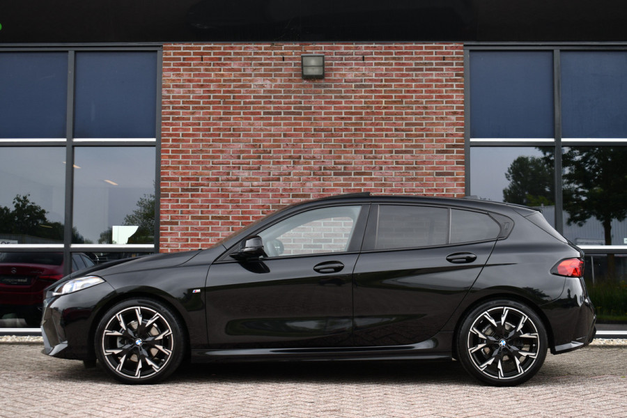 BMW 1-serie 120 M-Sport Pano ACC 360 HUD Massage H/K 19inch El-Klep