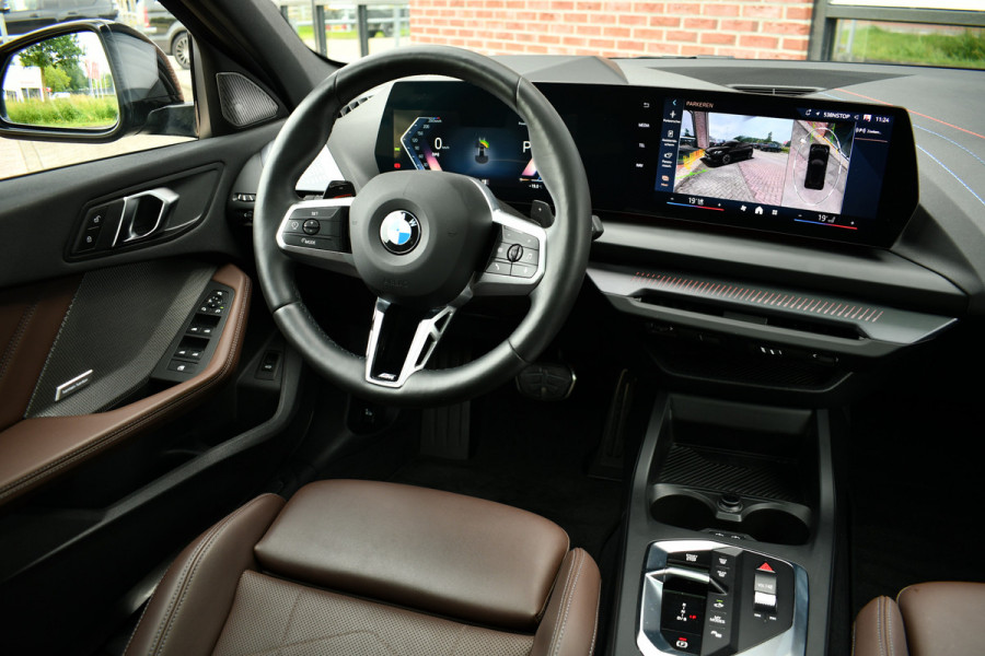 BMW 1-serie 120 M-Sport Pano ACC 360 HUD Massage H/K 19inch El-Klep