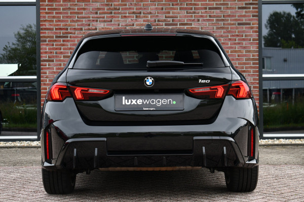 BMW 1-serie 120 M-Sport Pano ACC 360 HUD Massage H/K 19inch El-Klep