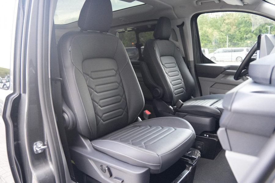 Ford Tourneo Custom 340 2.5 PHEV L2H1 Titanium X 232pk | ACC | Pano | B&O | Elek. schuifdeuren | 360 camera | Elek-Trekhaak | Prijs excl. BTW