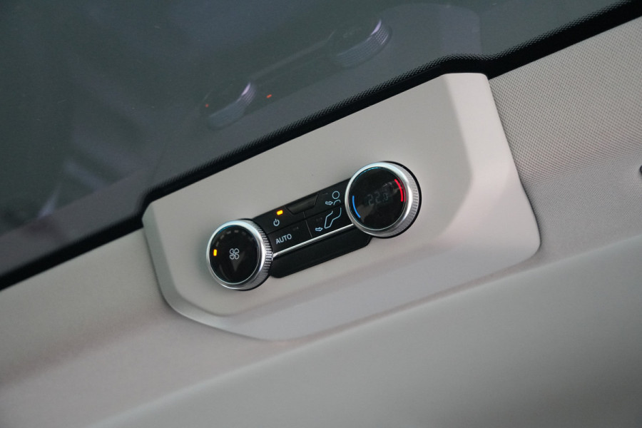 Ford Tourneo Custom 340 2.5 PHEV L2H1 Titanium X 232pk | ACC | Pano | B&O | Elek. schuifdeuren | 360 camera | Elek-Trekhaak | Prijs excl. BTW