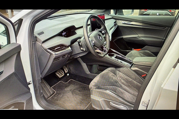 Škoda ENYAQ iV BWJ 2022 | 60 Sportline SOH 91,72% | SPORTSTOELEN | LEER/ALCANTARA | CARPLAY | CAMERA A | CLIMA |