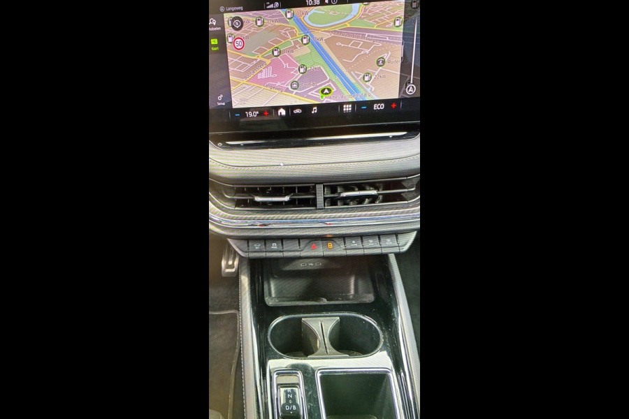 Škoda ENYAQ iV BWJ 2022 | 60 Sportline SOH 91,72% | SPORTSTOELEN | LEER/ALCANTARA | CARPLAY | CAMERA A | CLIMA |