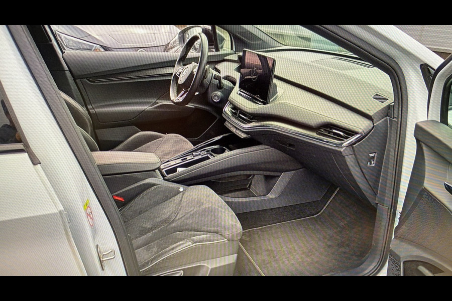 Škoda ENYAQ iV BWJ 2022 | 60 Sportline SOH 91,72% | SPORTSTOELEN | LEER/ALCANTARA | CARPLAY | CAMERA A | CLIMA |