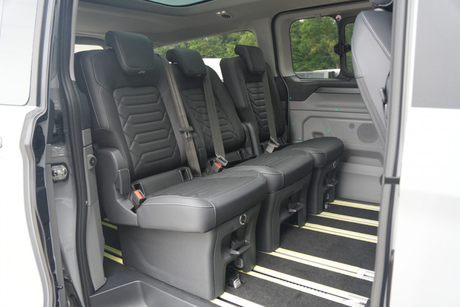 Ford Tourneo Custom 340 2.5 PHEV L2H1 Titanium X 232pk | ACC | Pano | B&O | Elek. schuifdeuren | 360 camera | Elek-Trekhaak | Prijs excl. BTW